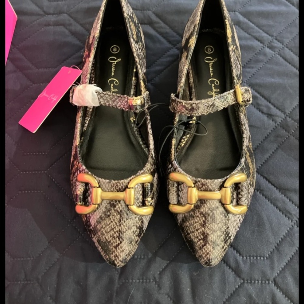 Stylish Snakeskin Flats with Gold Accents